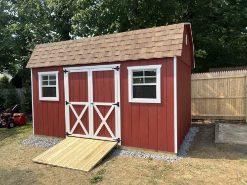 LISB-2024-wood-barn-red-ramp-desert-tan-roof